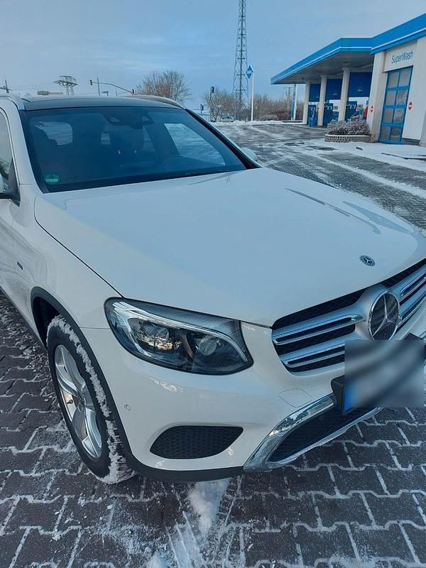 Gebraucht Mercedes GLC350 320 PS (235 kW) 2018 Weiß SUV