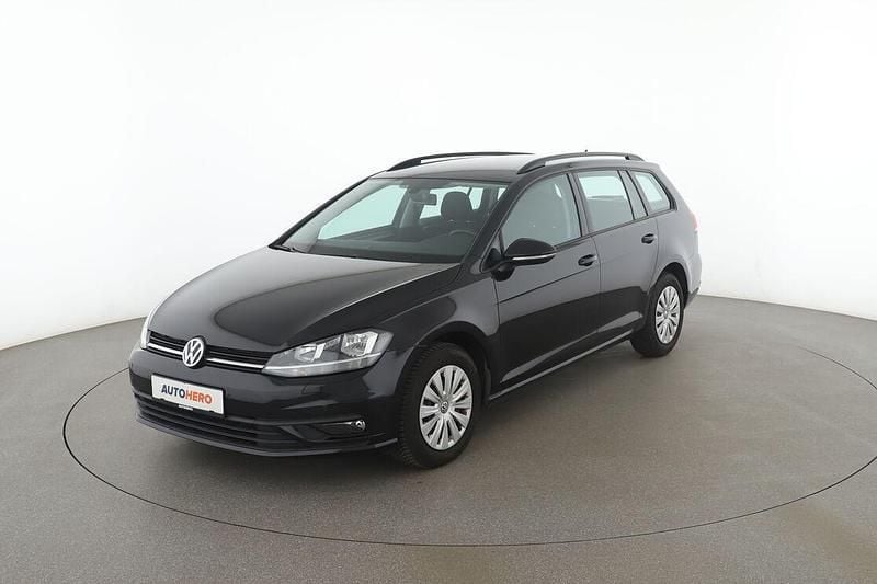 Schwarz Gebraucht 2018 VW Golf VII Trendline Kombi | 15.350 € (Fairer Preis) - Bild 1/3