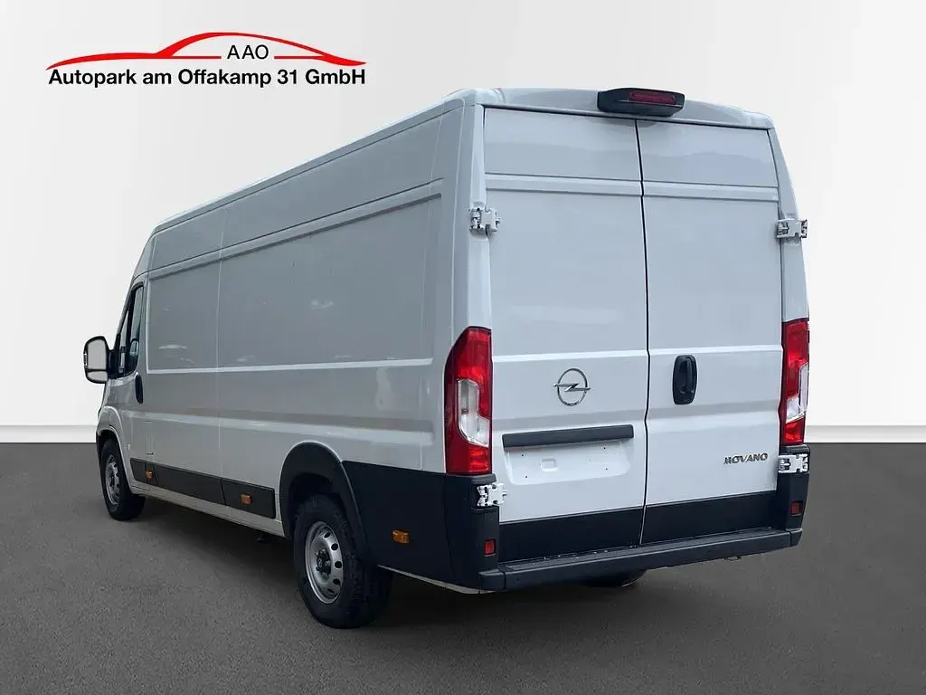 Gebraucht Opel Movano 140 PS (102 kW) 2024 Cassablanca Van