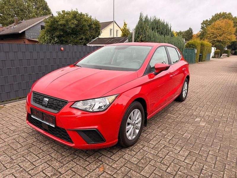 Rot Gebraucht 2021 Seat Ibiza Style Kleinwagen | 12.500 € (Superpreis) - Bild 1/4