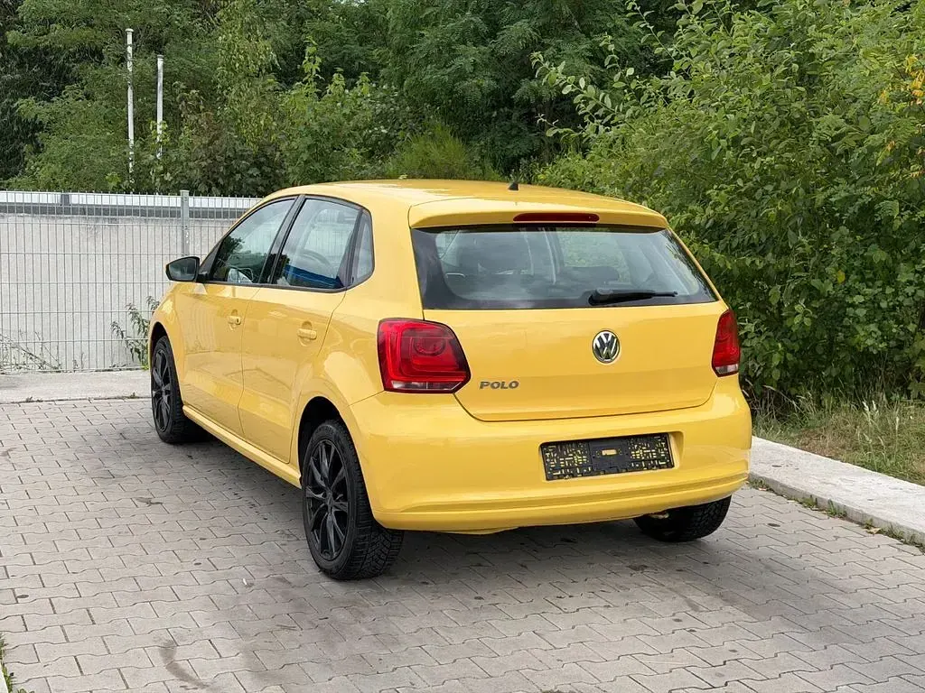 Gebraucht VW Polo Comfortline 69 PS (50 kW) 2009 Gelb Kleinwagen