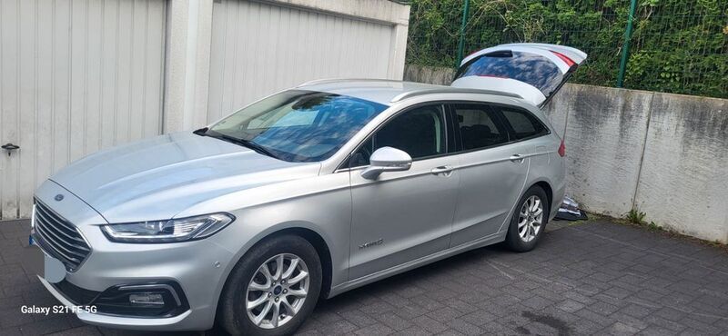 Grau Gebraucht 2019 Ford Mondeo Kombi | 15.000 € (Superpreis) - Bild 1/4
