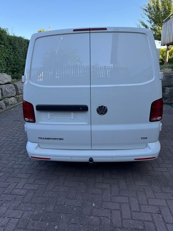 Gebraucht VW Transporter 140 PS (102 kW) 2015 Weiß Van