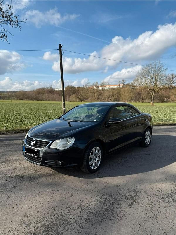 Gebraucht VW Eos 122 PS (89 kW) 2009 Schwarz Cabrio