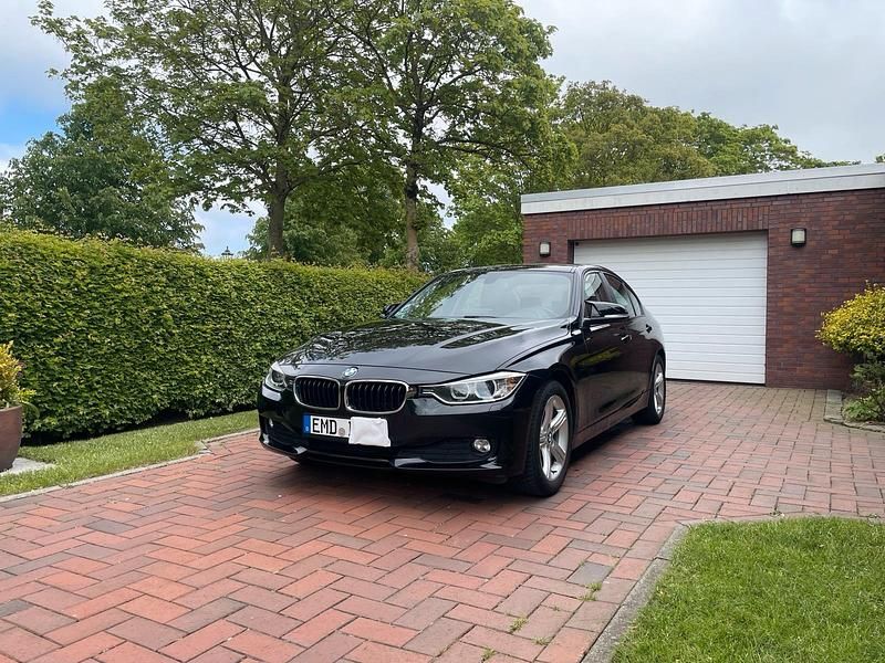 Schwarz Gebraucht 2013 BMW 316 Limousine | 7.000 € (Superpreis) - Bild 1/4