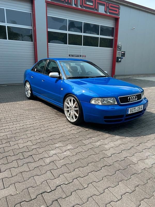 Blau Gebraucht 1999 Audi S4 Basis Limousine | 16.000 € (Fairer Preis) - Bild 1/4
