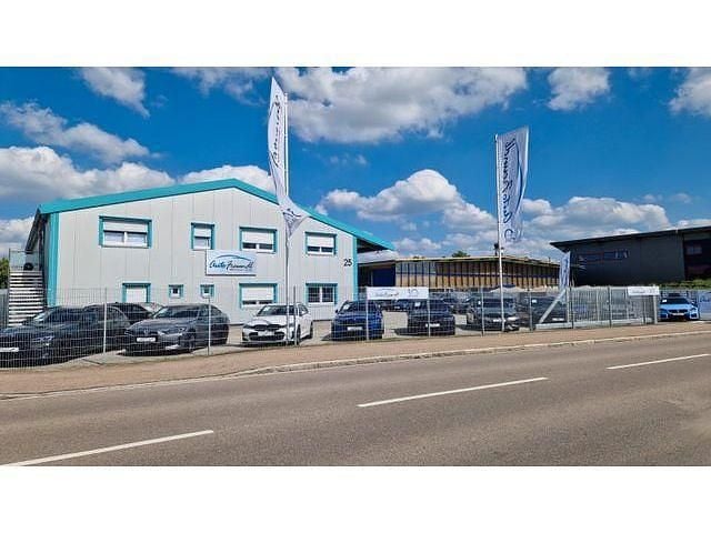 Black sapphiremetallic (metallic) Gebraucht 2023 BMW 330e M Sport Kombi | 43.999 € (Etwas zu teuer) - Bild 1/1