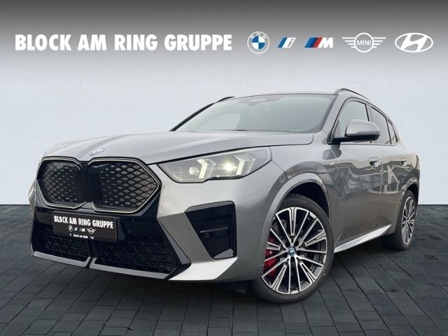 Andere farbe Gebraucht 2022 BMW iX2 M Sport SUV | 76.480 € - Bild 1/4