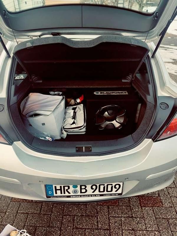 Gebraucht Opel Astra 125 PS (91 kW) 2007 Coupé