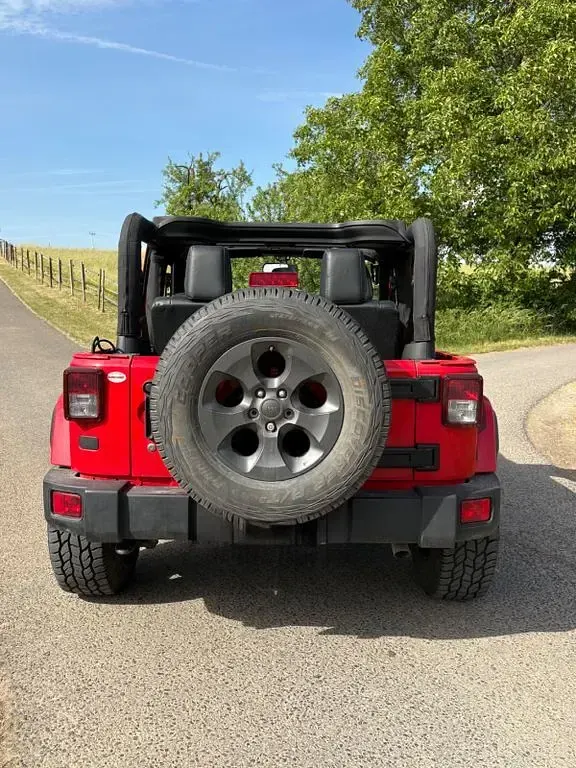 Gebraucht Jeep Wrangler Night Eagle 200 PS (147 kW) 2017 Rot SUV