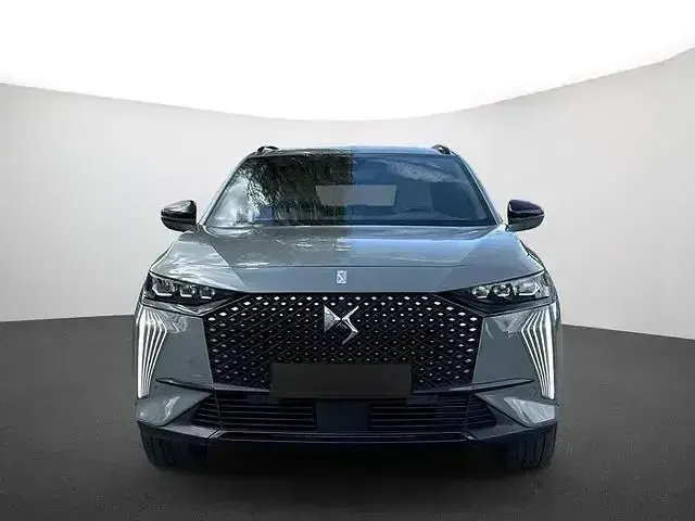 Gebraucht DS Automobiles DS7 Crossback 131 PS (96 kW) 2024 Lackierung lacquered grey/metallic klarlack SUV