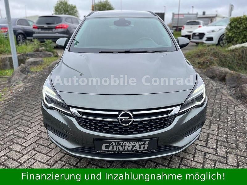 Gebraucht Opel Astra Edition 110 PS (80 kW) 2016 Grau Kombi