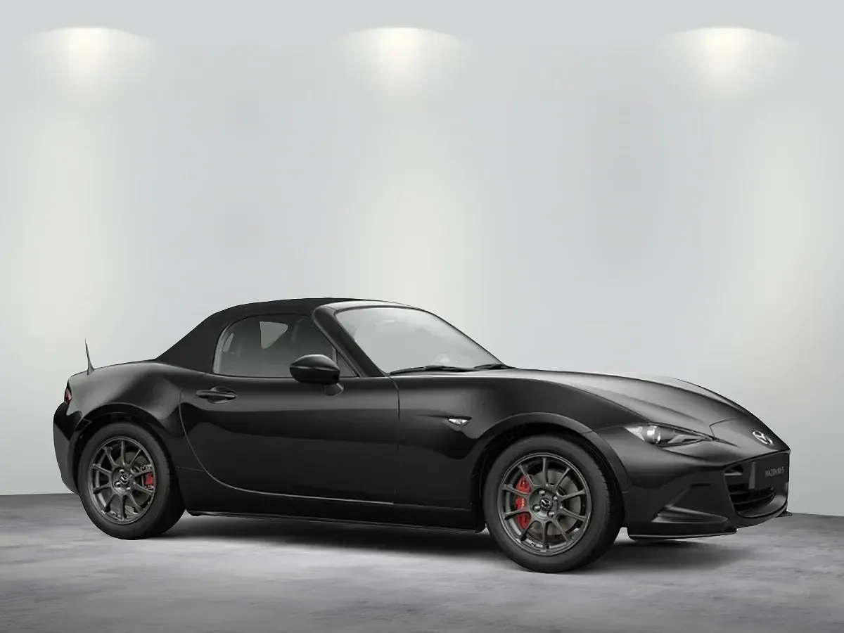 Gebraucht Mazda MX5 132 PS (97 kW) 2026 Jet black Cabrio