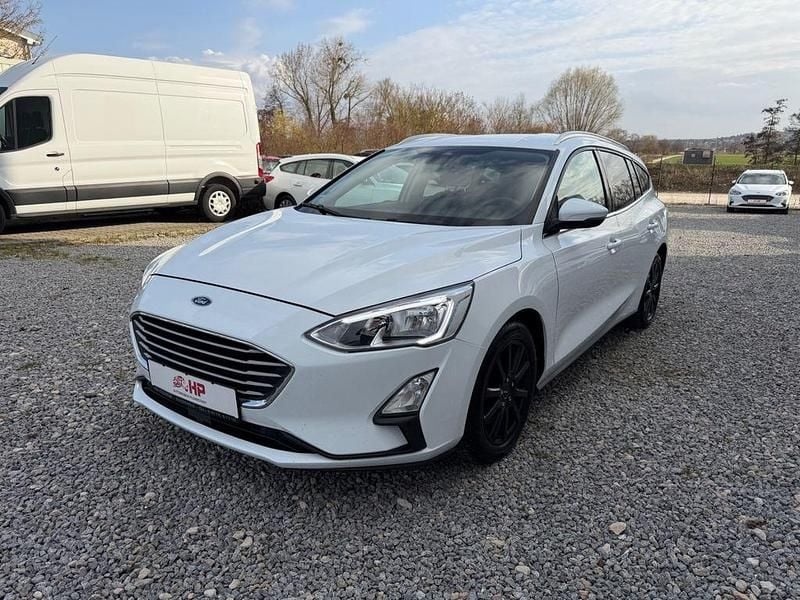 Gebraucht Ford Focus Cool & Connect 120 PS (88 kW) 2019 Weiß Limousine