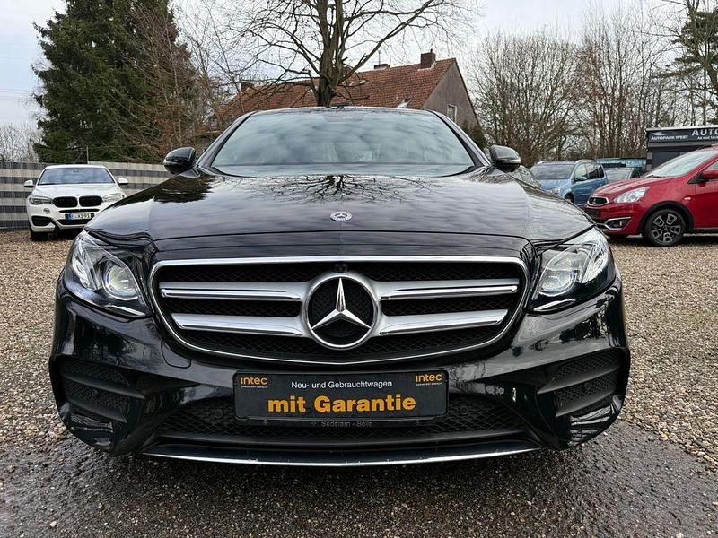 Gebraucht Mercedes E350 AMG 286 PS (210 kW) 2020 Schwarz Limousine