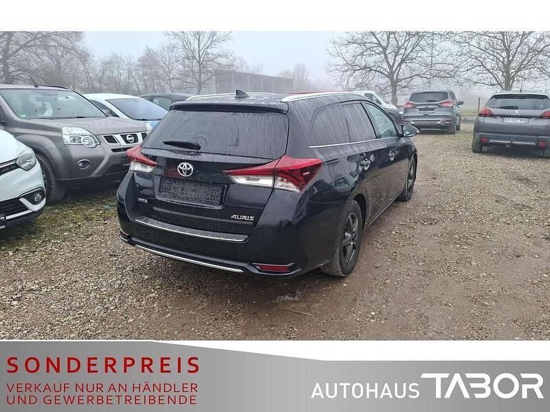 Gebraucht Toyota Auris Design 111 PS (81 kW) 2015 Black mica / ink Kombi