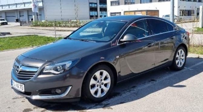 Grau Gebraucht 2015 Opel Insignia Edition Limousine | 7.500 € (Teuer) - Bild 1/4