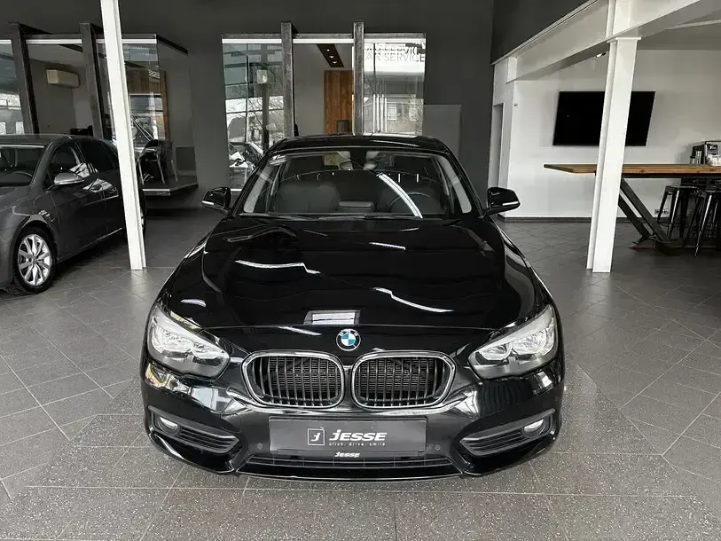 Gebraucht BMW 116 Advantage 109 PS (80 kW) 2017 Schwarz Kleinwagen