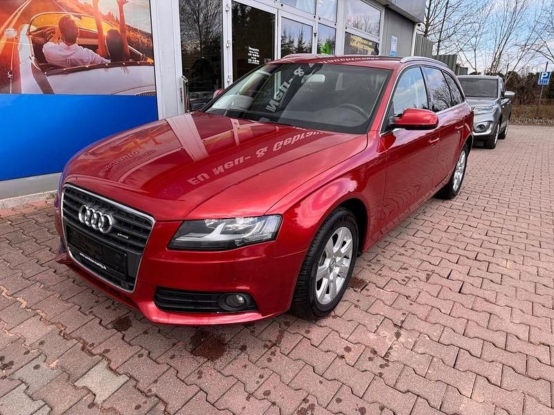 Gebraucht Audi A4 Ambiente 179 PS (131 kW) 2009 Rot Kombi