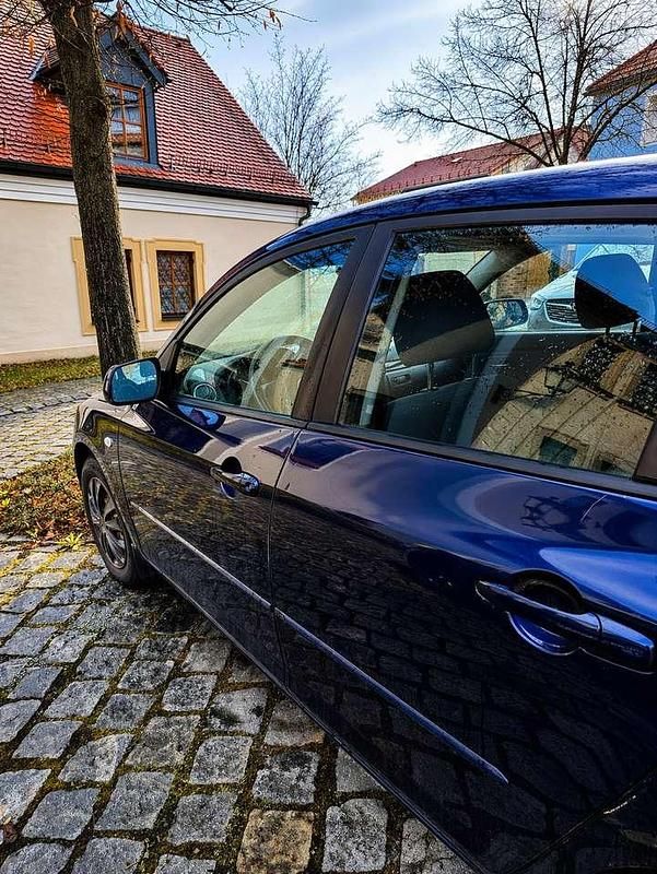 Usata Mazda 3 Active 105 CV (77 kW) 2009 Blu Berlina