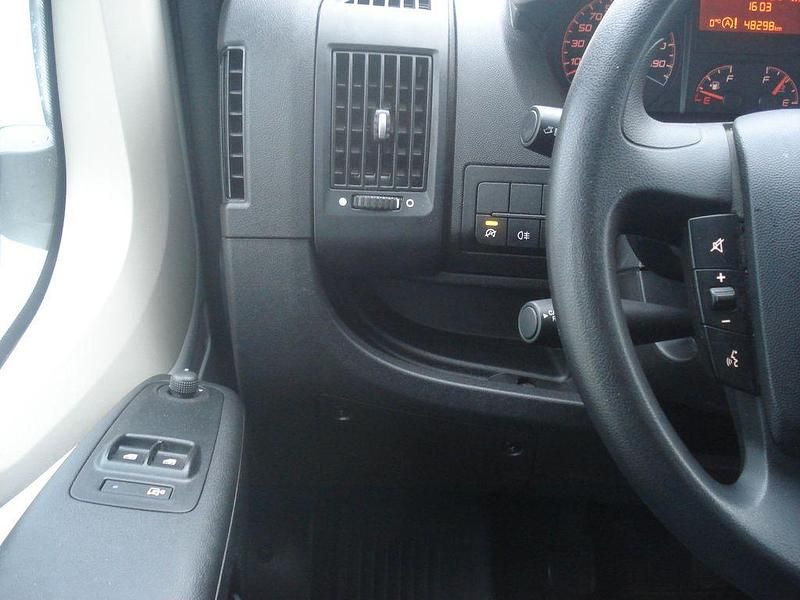 Gebraucht Opel Movano Edition 120 PS (88 kW) 2023 Weiß Van / Kleinbus
