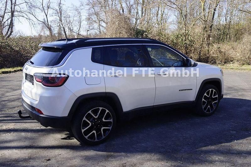 Gebraucht Jeep Compass Limited 140 PS (102 kW) 2019 Weiß SUV