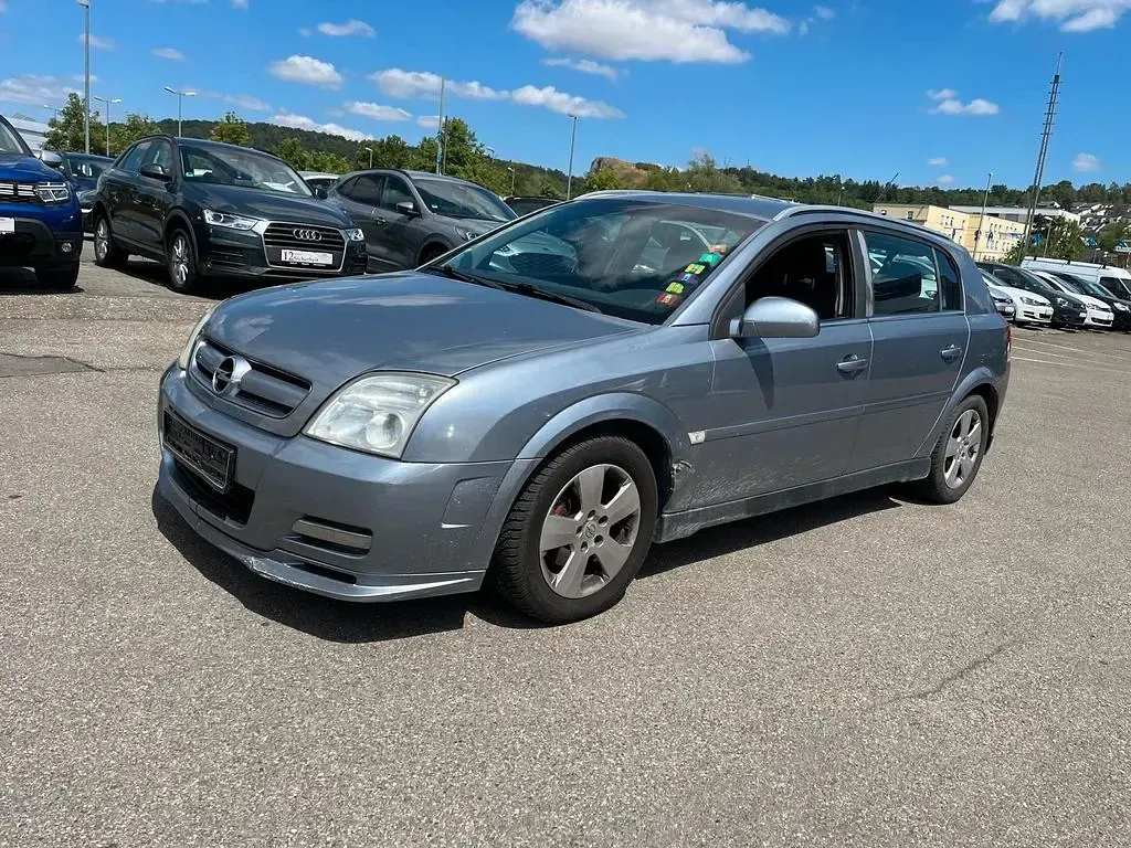 Gebraucht Opel Signum Elegance 122 PS (89 kW) 2004 Grau Kleinwagen
