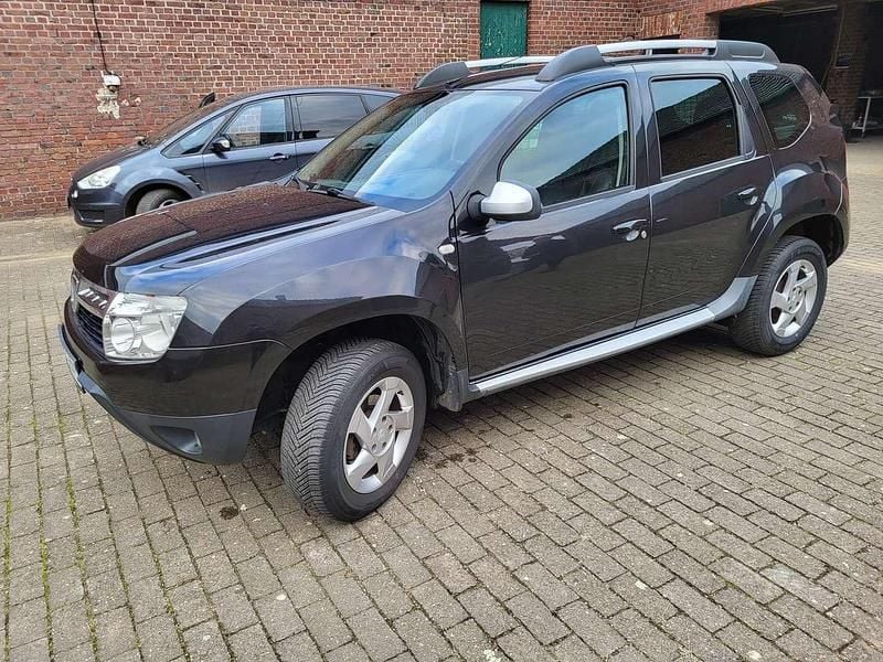 Gebraucht Dacia Duster Prestige 107 PS (78 kW) 2012 Schwarz SUV