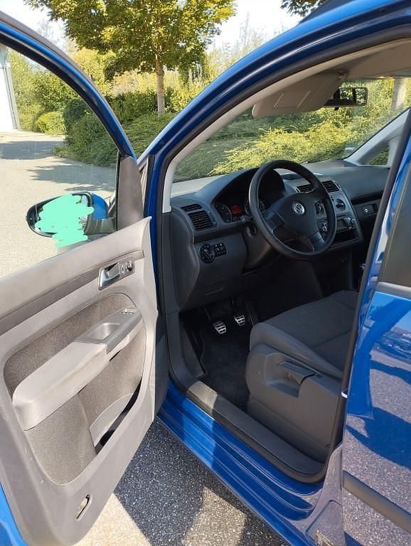 Gebraucht VW Touran Conceptline 90 PS (66 kW) 2010 Blau Van / Kleinbus