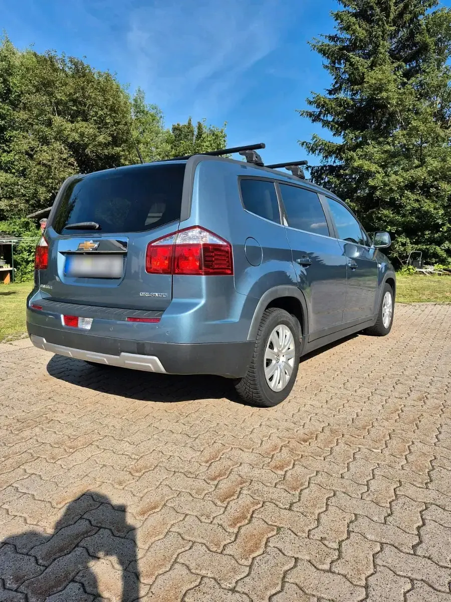Gebraucht Chevrolet Orlando 138 PS (101 kW) 2013 Blau Van / Kleinbus
