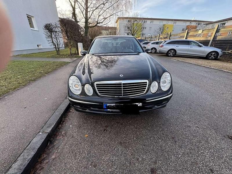 Gebraucht Mercedes E220 150 PS (110 kW) 2006 Schwarz Limousine