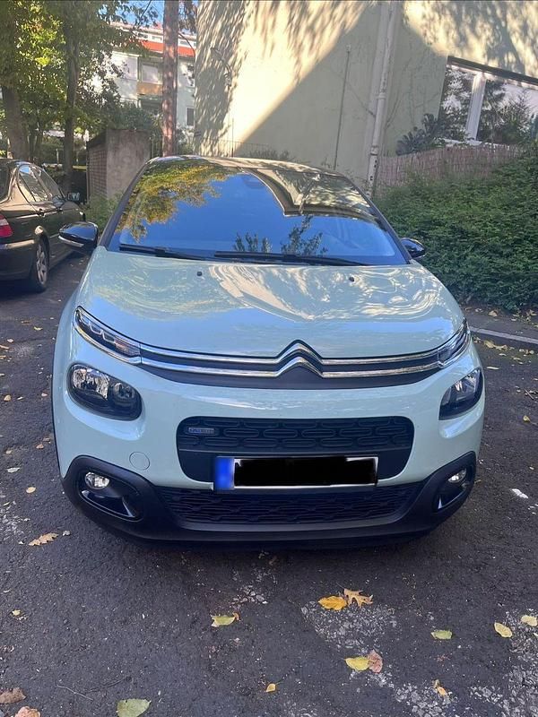 Gebraucht Citroën C3 Live 82 PS (60 kW) 2017 Grün Kleinwagen