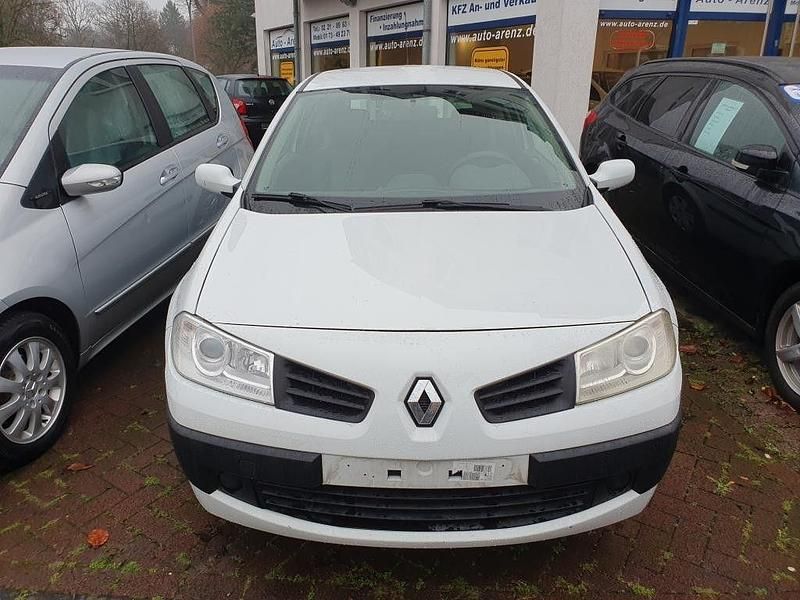 Gebraucht Renault Mégane II Authentique 98 PS (72 kW) 2007 Weiß Limousine