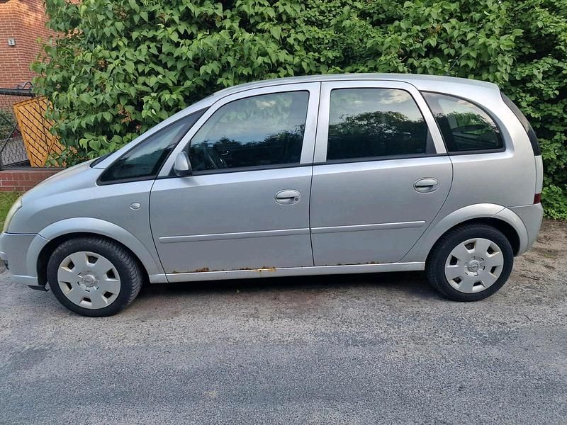 Gebraucht Opel Meriva 105 PS (77 kW) 2008 Silber Van / Kleinbus