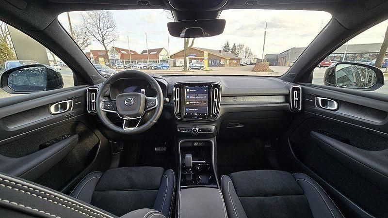 Gebraucht Volvo C40 Ultimate 300 kW (408 PS) 2022 Schwarz SUV