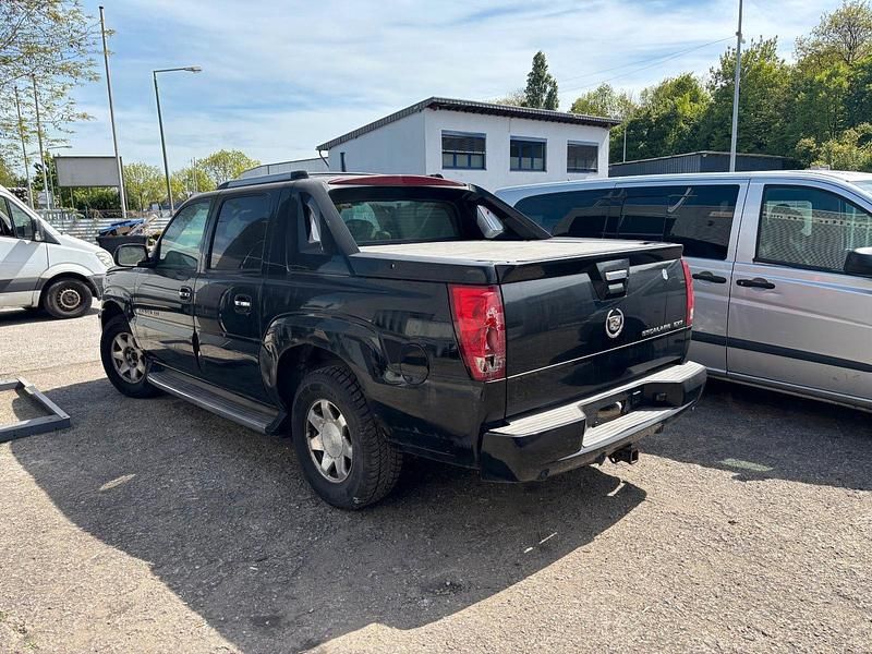 Gebraucht Cadillac Escalade 340 PS (250 kW) 2004 Schwarz SUV