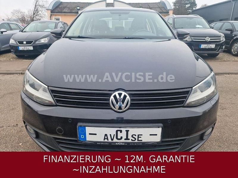 Gebraucht VW Jetta 105 PS (77 kW) 2011 Schwarz Limousine