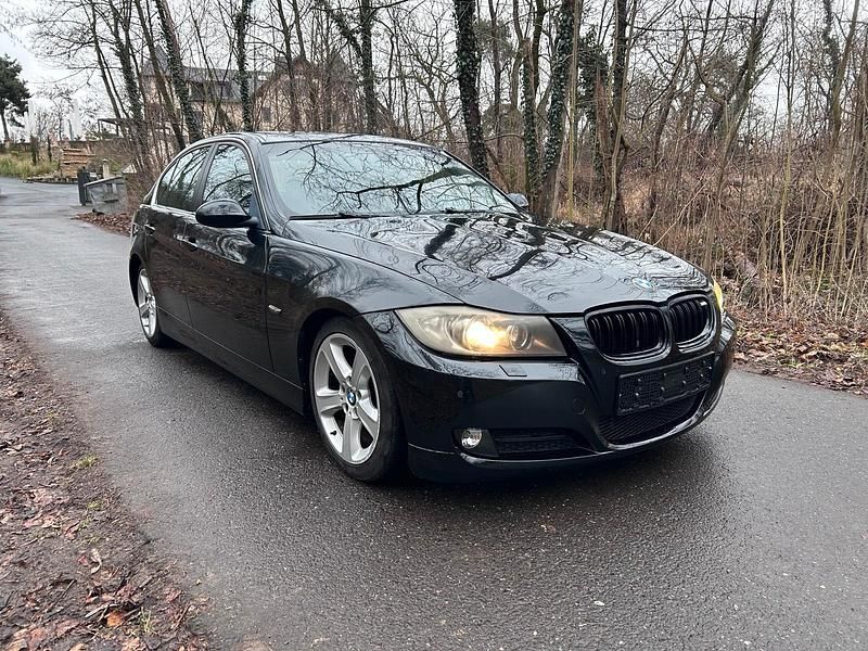 Gebraucht BMW 325 245 PS (180 kW) 2008 Schwarz Limousine