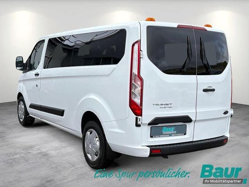 Gebraucht Ford Transit Custom Trend 131 PS (96 kW) 2022 Frostweiß Van / Kleinbus