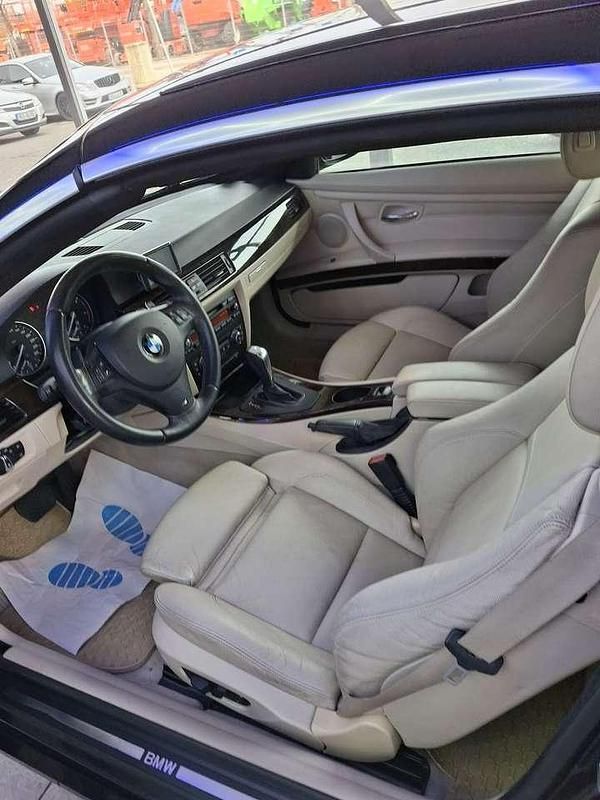 Gebraucht BMW 320 Cabriolet 177 PS (130 kW) 2009 Blau Cabrio