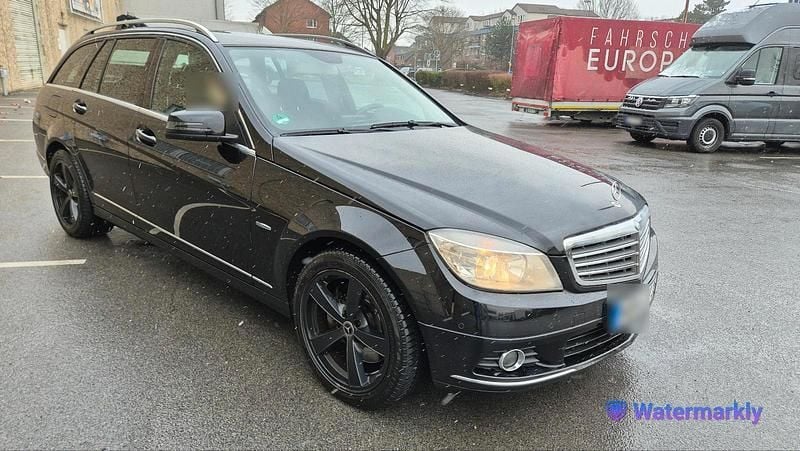 Gebraucht Mercedes C350 231 PS (169 kW) 2011 Schwarz Kombi