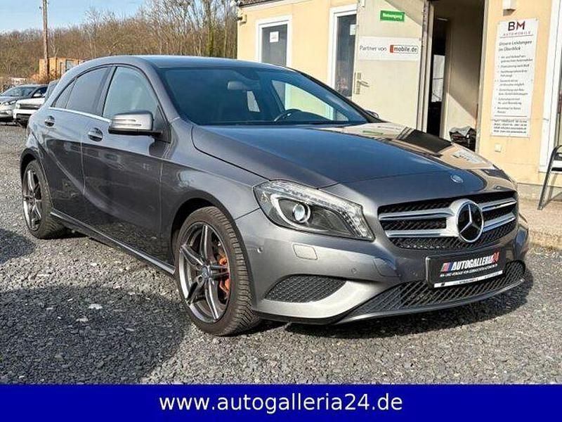 Second-hand Mercedes A200 156 CP (114 kW) 2014 Gri Berlinǎ