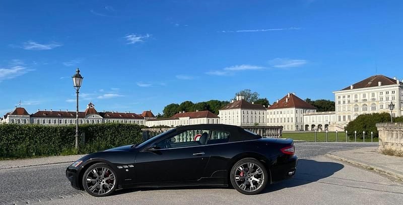 Gebraucht Maserati GranCabrio 450 PS (330 kW) 2014 Schwarz Cabrio