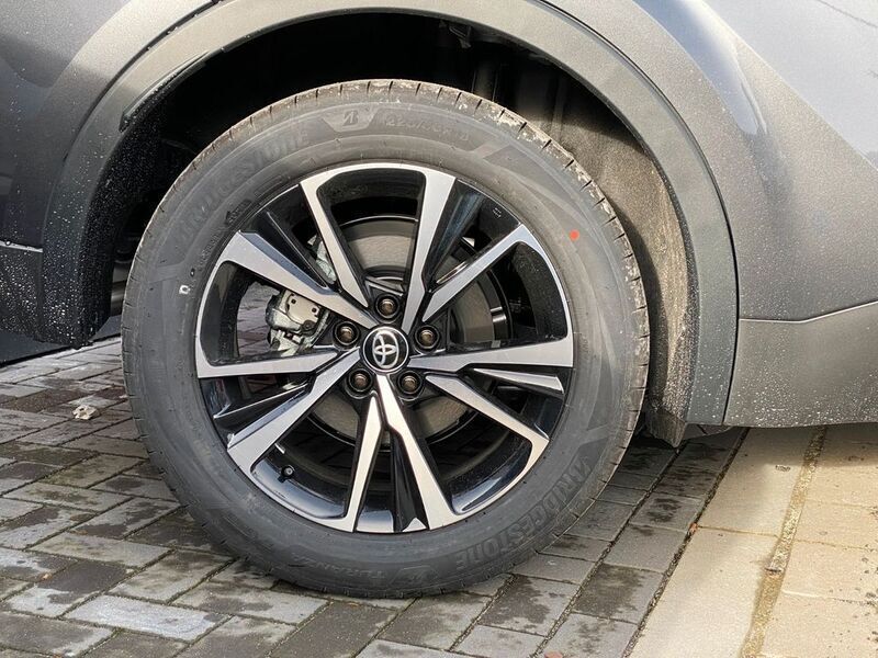 Gebraucht Toyota C-HR Team 197 PS (144 kW) 2023 Schwarz SUV