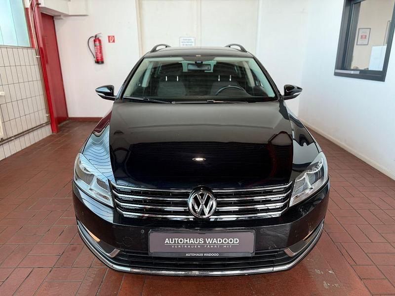 Gebraucht VW Passat Comfortline 122 PS (89 kW) 2014 Schwarz Kombi