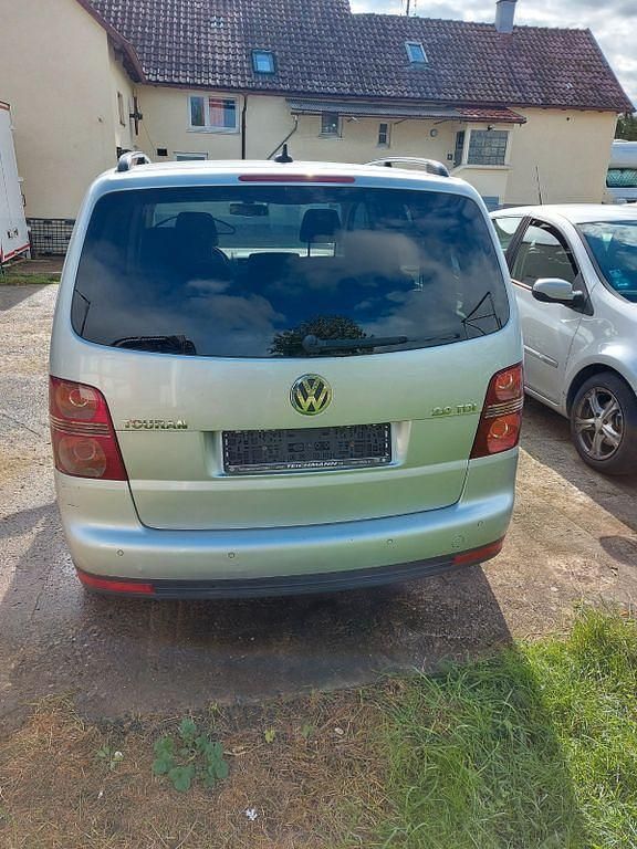 Gebraucht VW Touran 140 PS (102 kW) 2008 Silber Van / Kleinbus