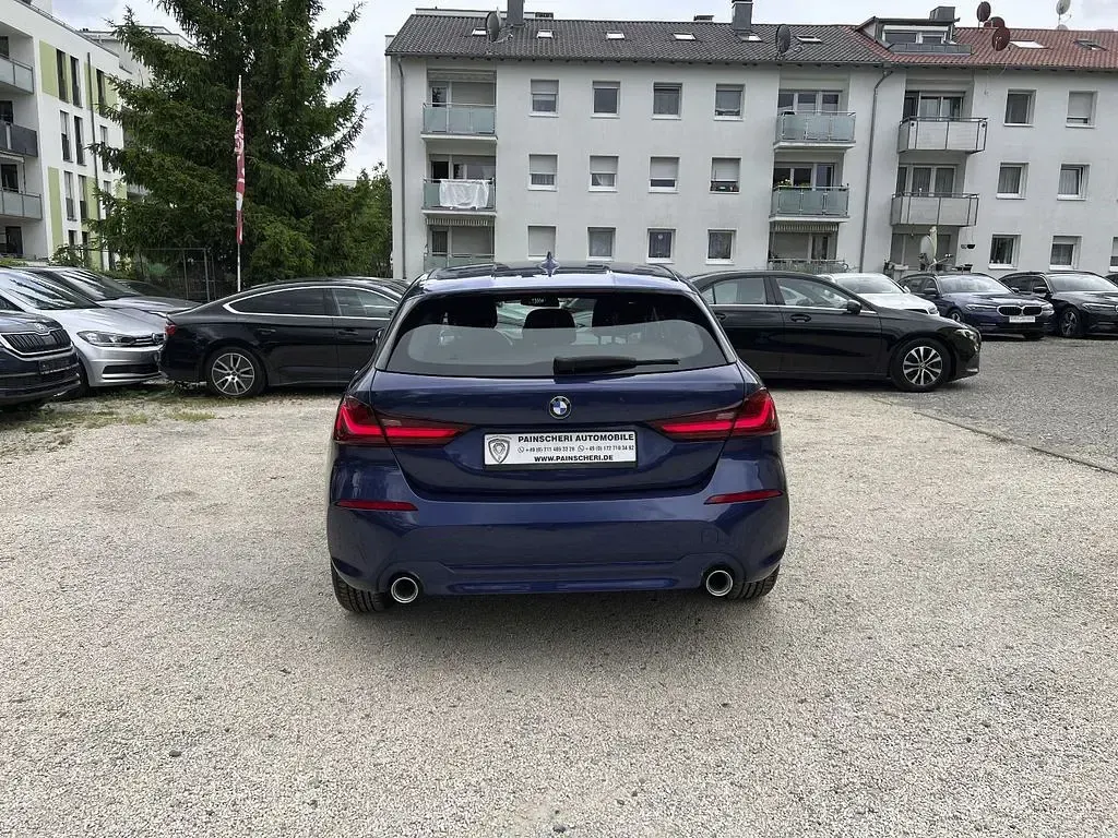 Gebraucht BMW 118 Advantage 150 PS (110 kW) 2023 Phytonicblau Limousine