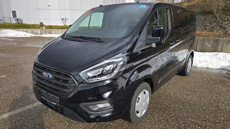 Second-hand Ford Transit Custom 170 CP (125 kW) 2018 Negru Monovolum