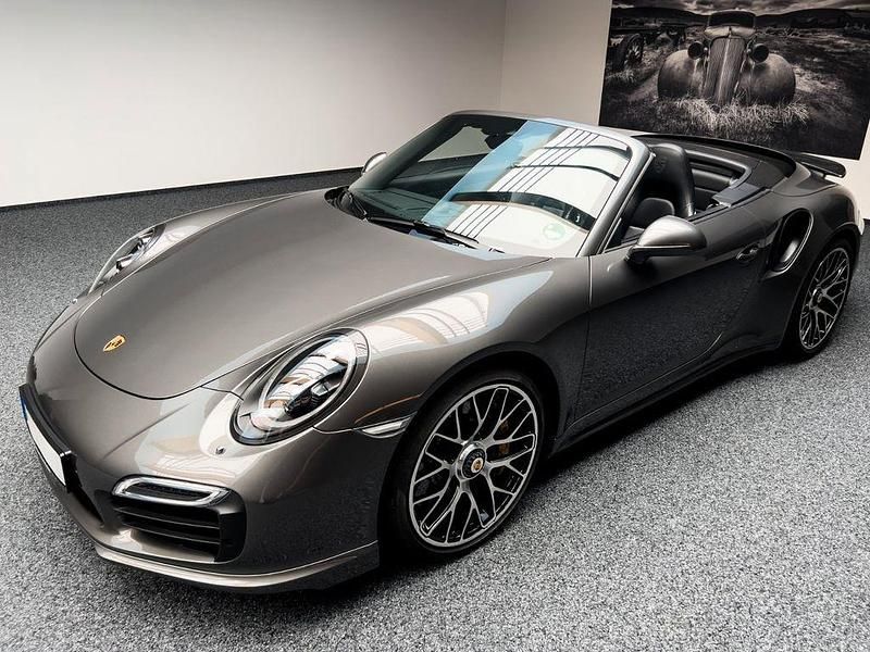 Grau Gebraucht 2015 Porsche 991 Cabrio | 139.850 € (Etwas zu teuer) - Bild 1/4