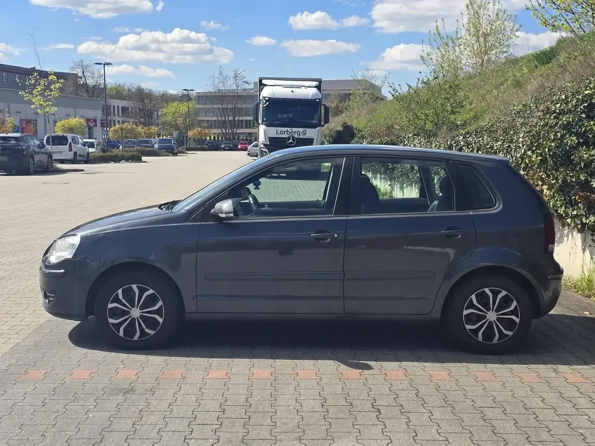 Second-hand VW Polo 60 CP (44 kW) 2008 Gri Hatchback
